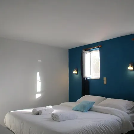 Theodosia Appart hôtel 3*