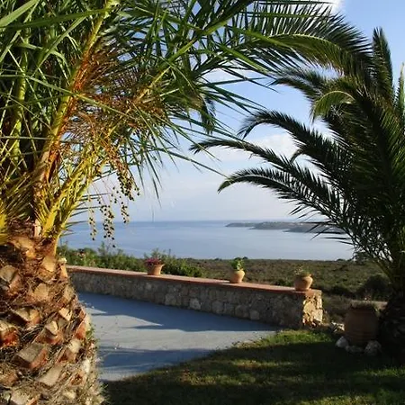 Theodosia 3*